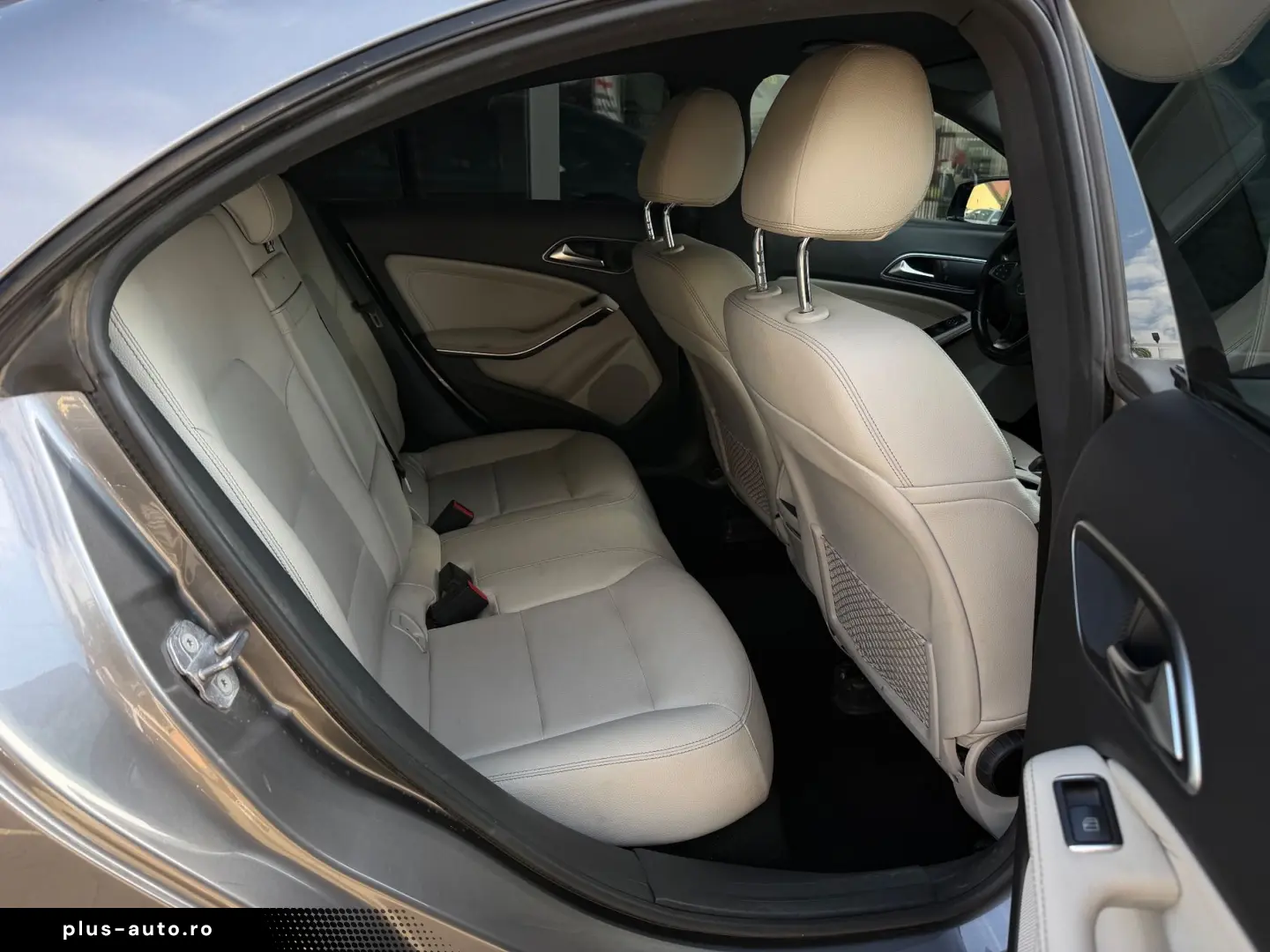 Mercedes-Benz Cla-200