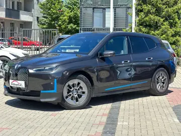 BMW iX 40xDrive LED Pano Cam.360 Garantie Finantare Leasing