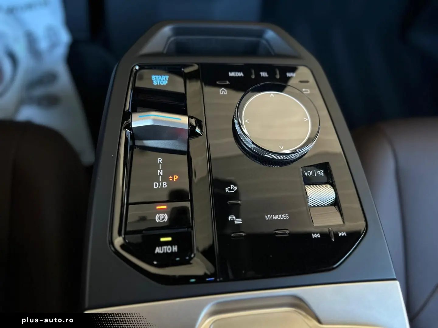 BMW iX 40xDrive LED Pano Cam.360 Garantie Finantare Leasing