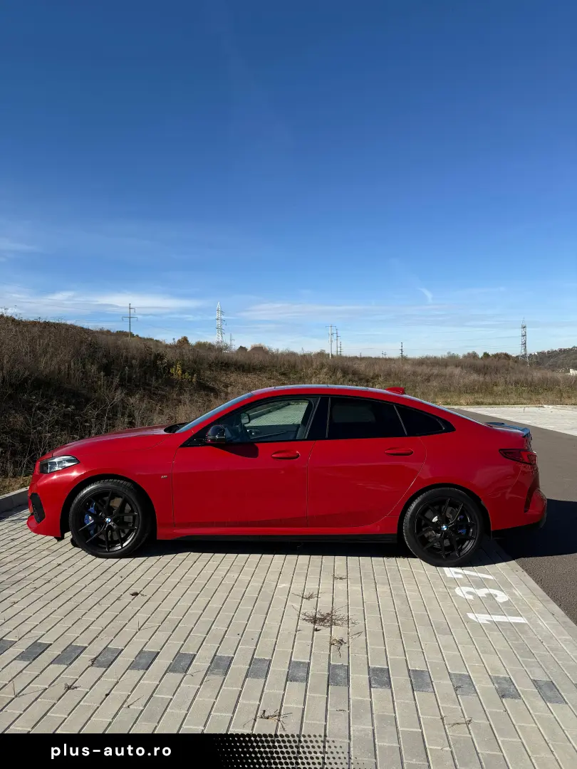 BMW M235