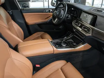 BMW X5 xDrive40d M Sport  Panoramadach  Head-Up Disp