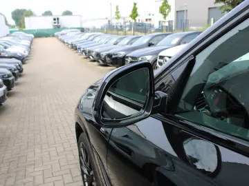 BMW X6 xDrive 30d M-Paket Leder Klima Navi Kamera