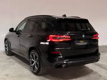 BMW X5 xDrive30d M-SPORT PANO LASER M-SITZE HuD 360