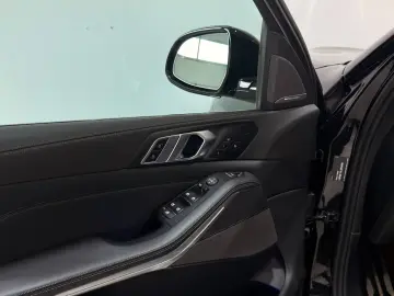 BMW X5 xDrive30d M-SPORT PANO LASER M-SITZE HuD 360
