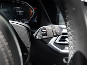 BMW X5 xDrive 40d M-Sport PANO AHK HUD 360  LASER