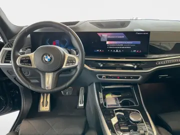BMW X5 xDrive30d M Sport Pro Standhzg Pano AHK Inno