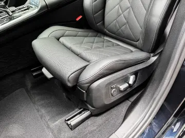 BMW X5 xDrive30d DA PROF PANO AHK Integral PA