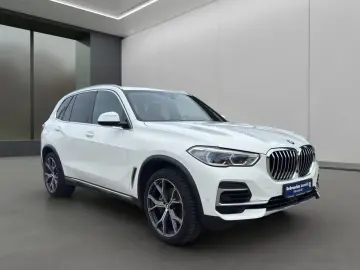BMW X5 xDrive30d xLine LASER HUD PANO STANDH ACC 20