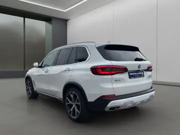 BMW X5 xDrive30d xLine LASER HUD PANO STANDH ACC 20