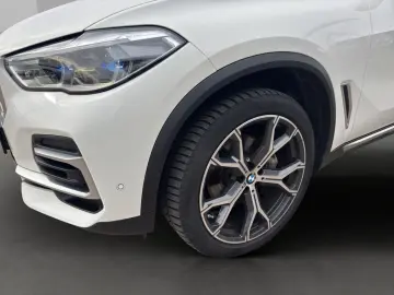 BMW X5 xDrive30d xLine LASER HUD PANO STANDH ACC 20