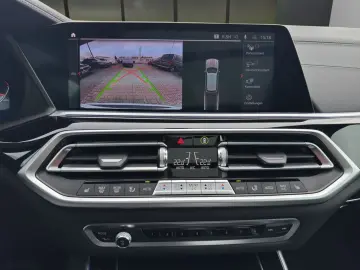 BMW X5 xDrive30d xLine LASER HUD PANO STANDH ACC 20