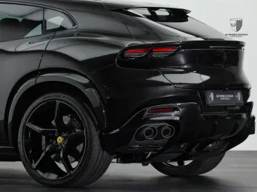 FERRARI Purosangue Atelier Burmester Pano 360Kam Lift