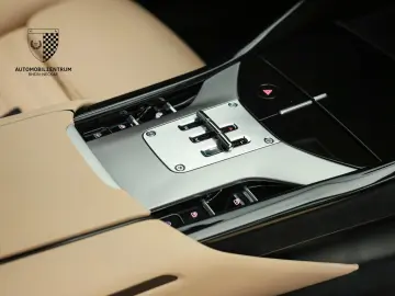 FERRARI Purosangue Atelier Burmester Pano 360Kam Lift