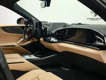 FERRARI Purosangue Atelier Burmester Pano 360Kam Lift