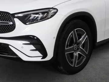 MERCEDES-BENZ GLC 200 AMG