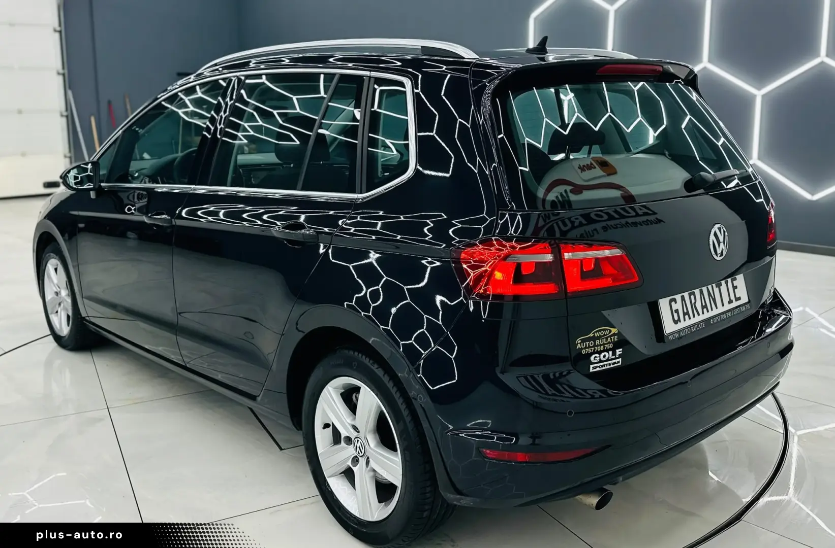 VOLKSWAGEN GOLF-SPORTSVAN 2015 1.6D E6 Garantie 12 Luni Rate