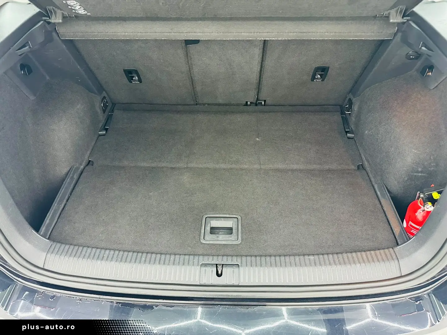VOLKSWAGEN GOLF-SPORTSVAN 2015 1.6D E6 Garantie 12 Luni Rate