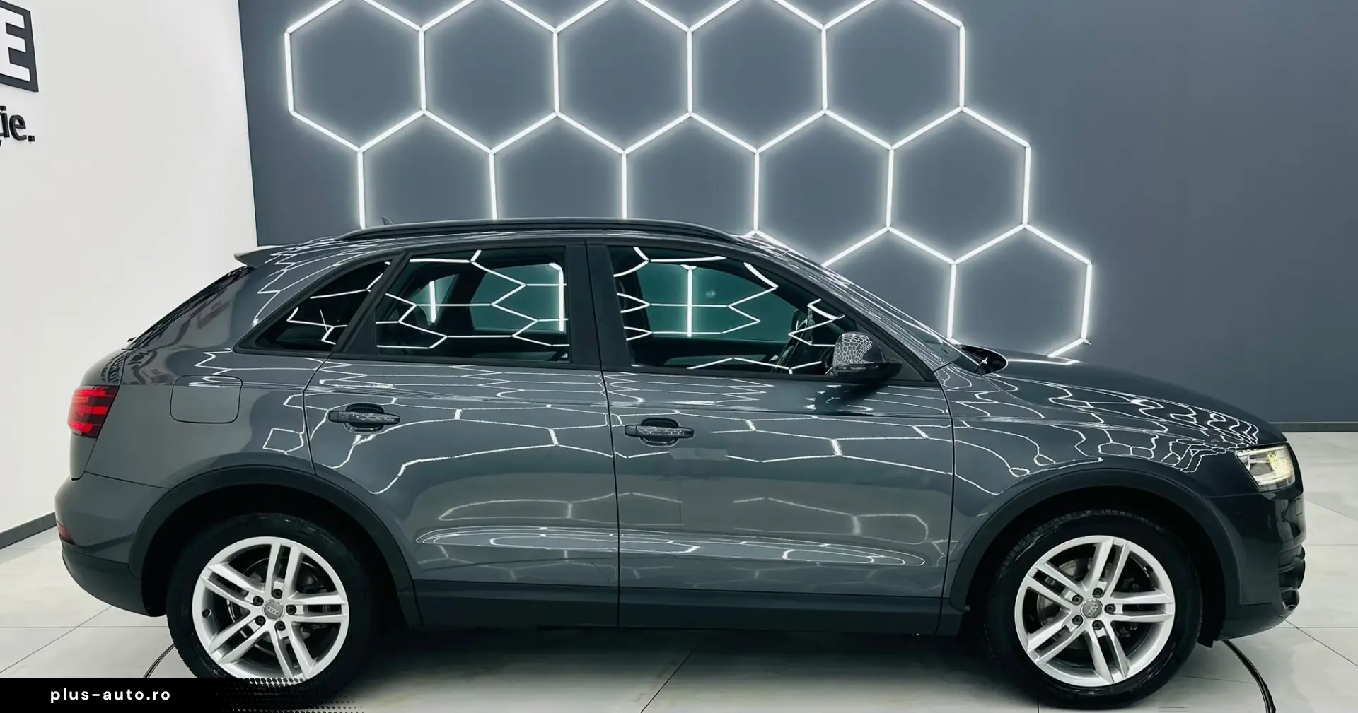 AUDI Q3 S-Line 2013 2.0D E5 Garantie 12 Luni Rate Avans 0 Do