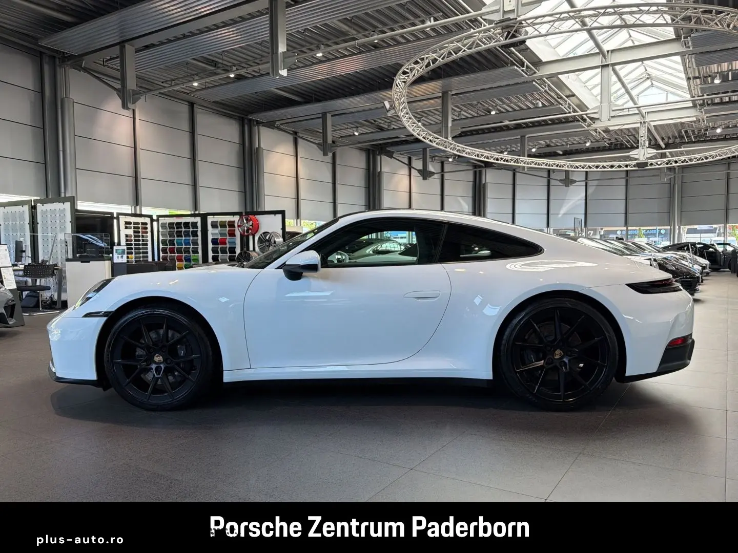 PORSCHE 992 -2 (911) Carrera