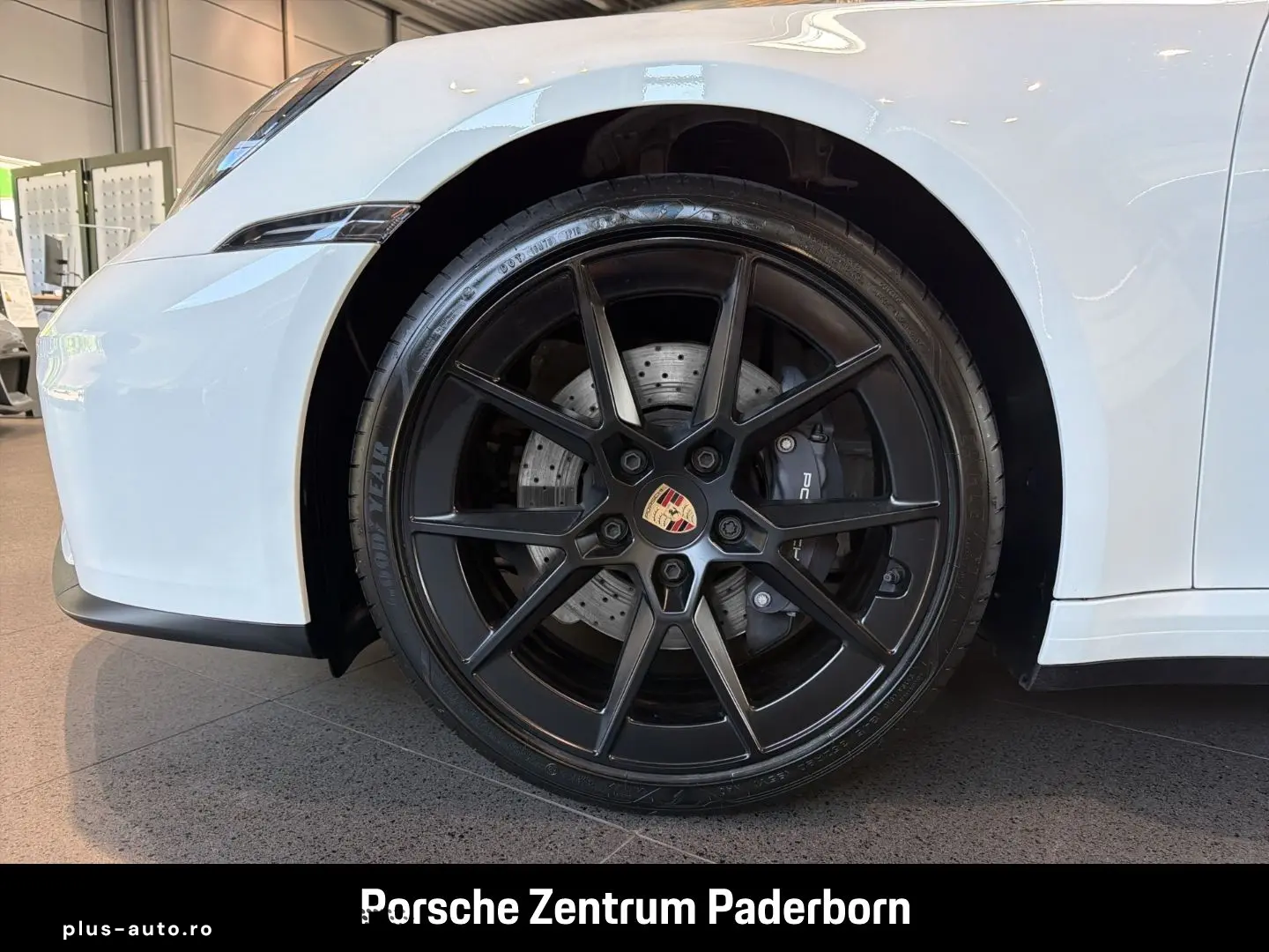 PORSCHE 992 -2 (911) Carrera
