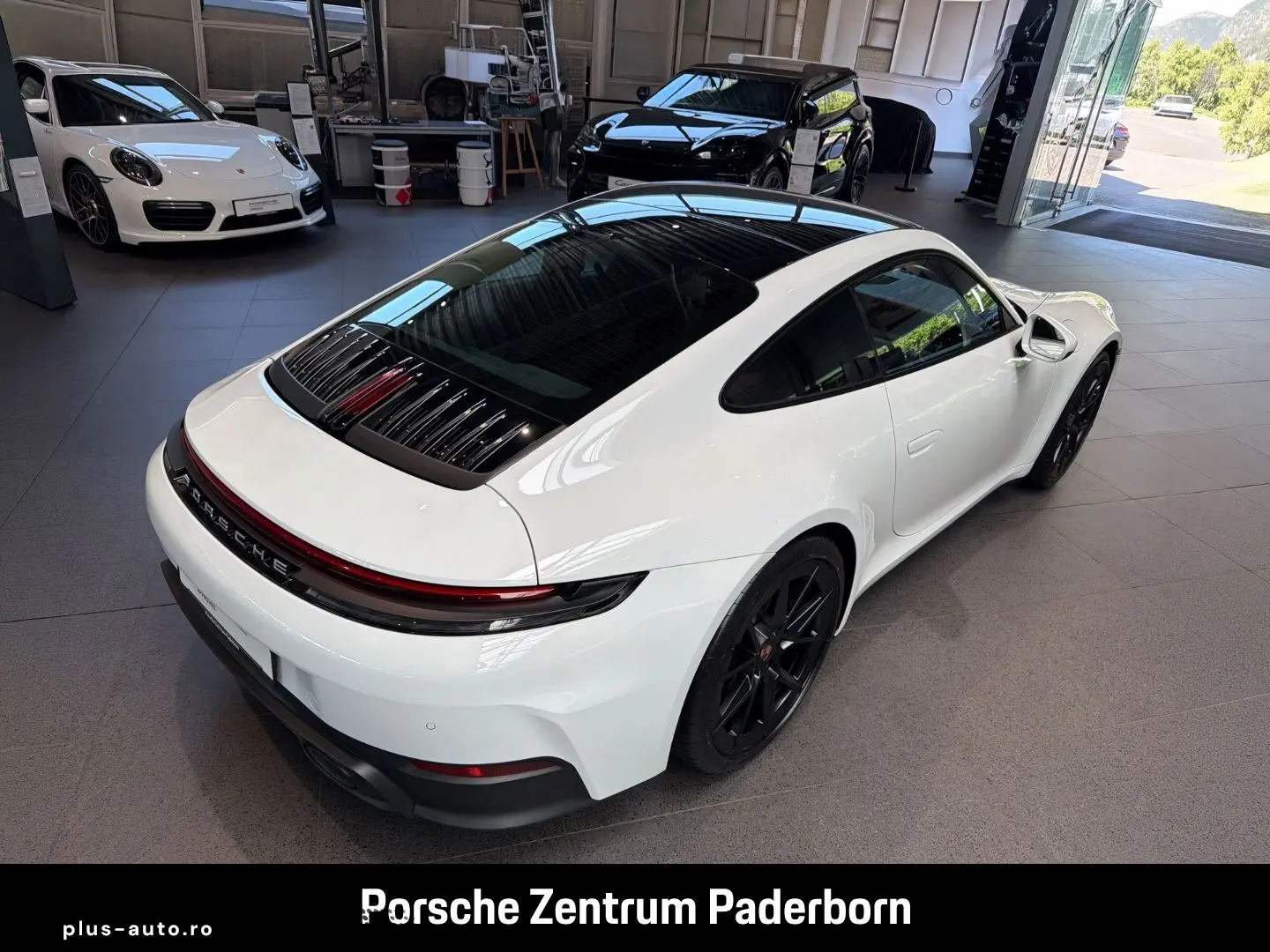 PORSCHE 992 -2 (911) Carrera