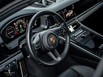 PORSCHE Panamera 2.9 4 E-Hybrid   Sport-Design   Passeng