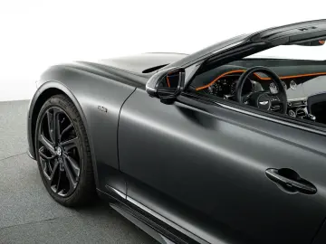 BENTLEY Continental GTC Speed V8 Hybrid MJ2025