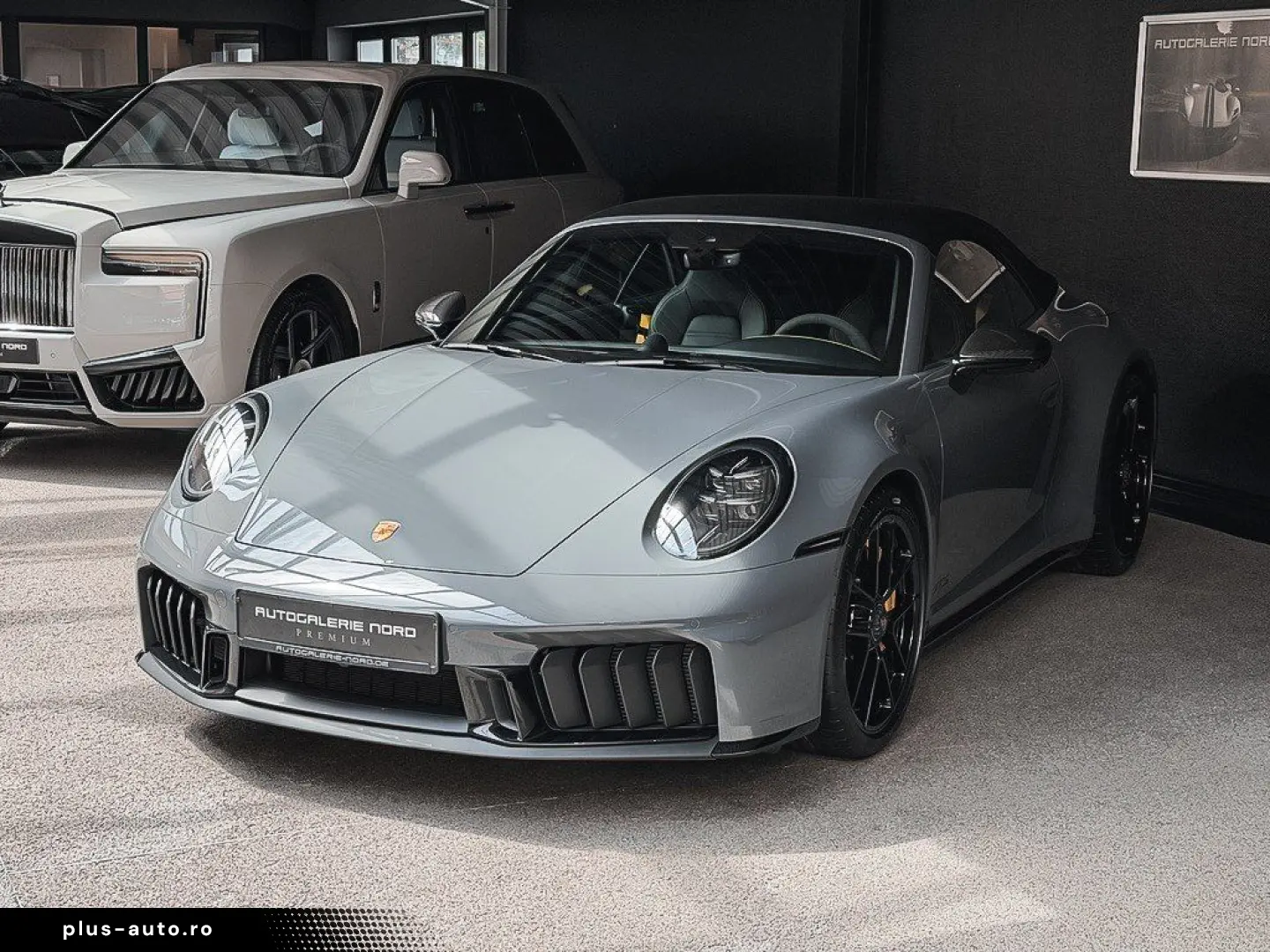 PORSCHE 911 Carrera GTS Cabriolet
