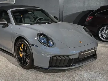 PORSCHE 911 Carrera GTS Cabriolet