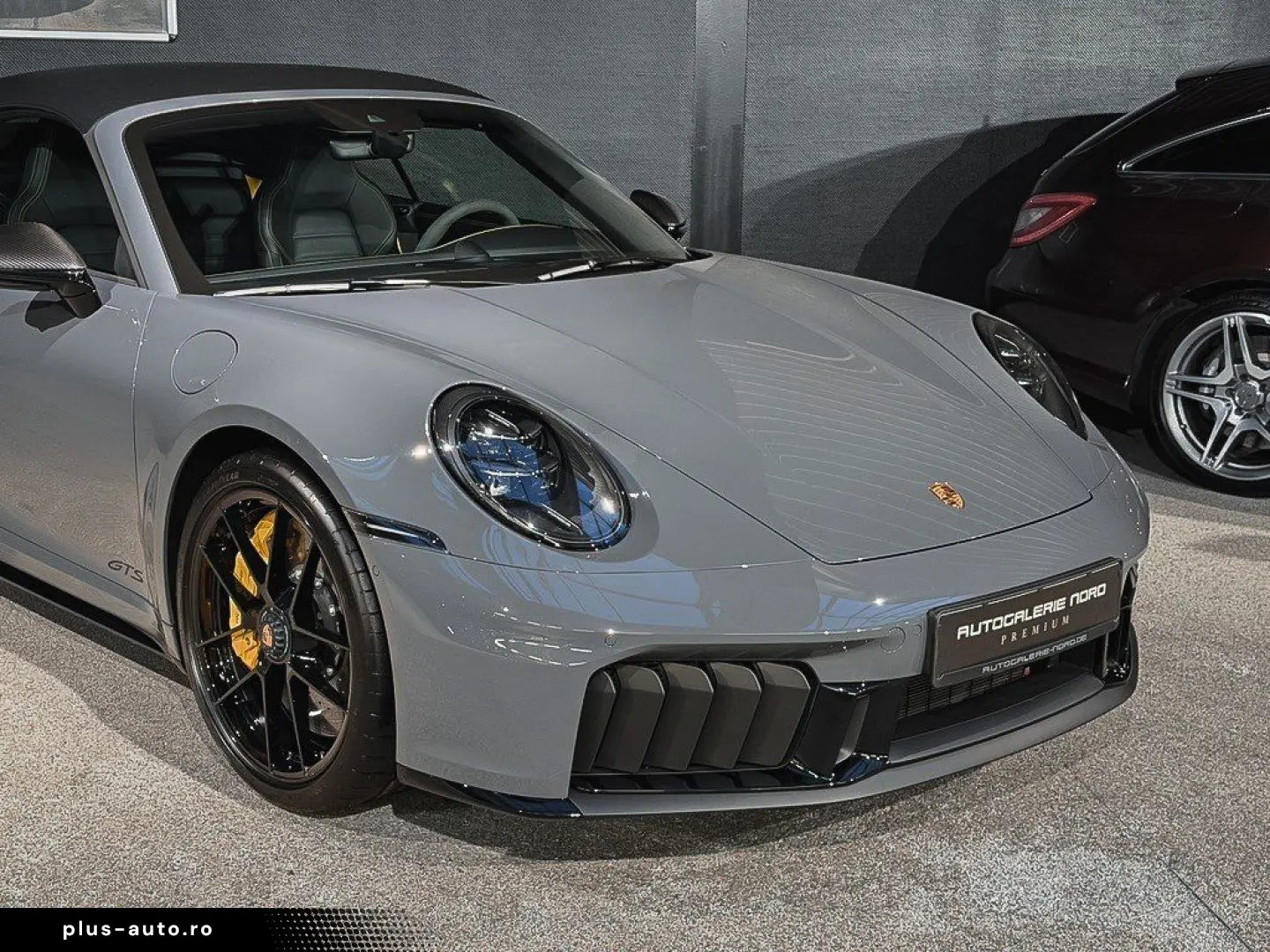 PORSCHE 911 Carrera GTS Cabriolet