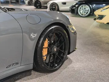PORSCHE 911 Carrera GTS Cabriolet