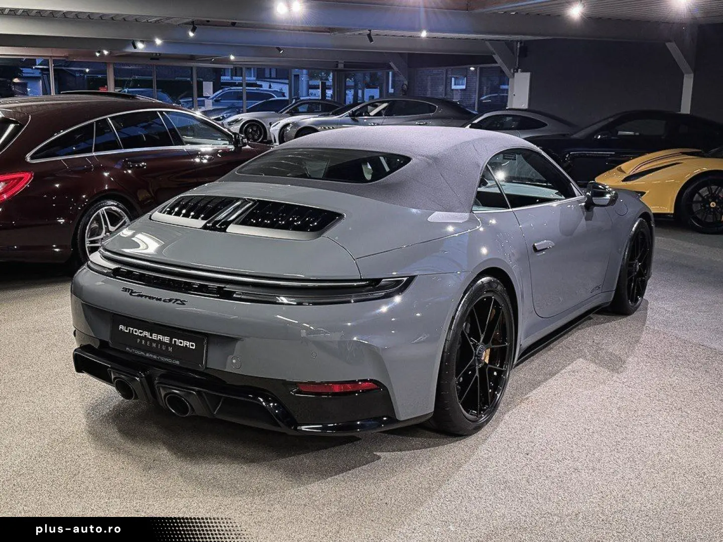 PORSCHE 911 Carrera GTS Cabriolet