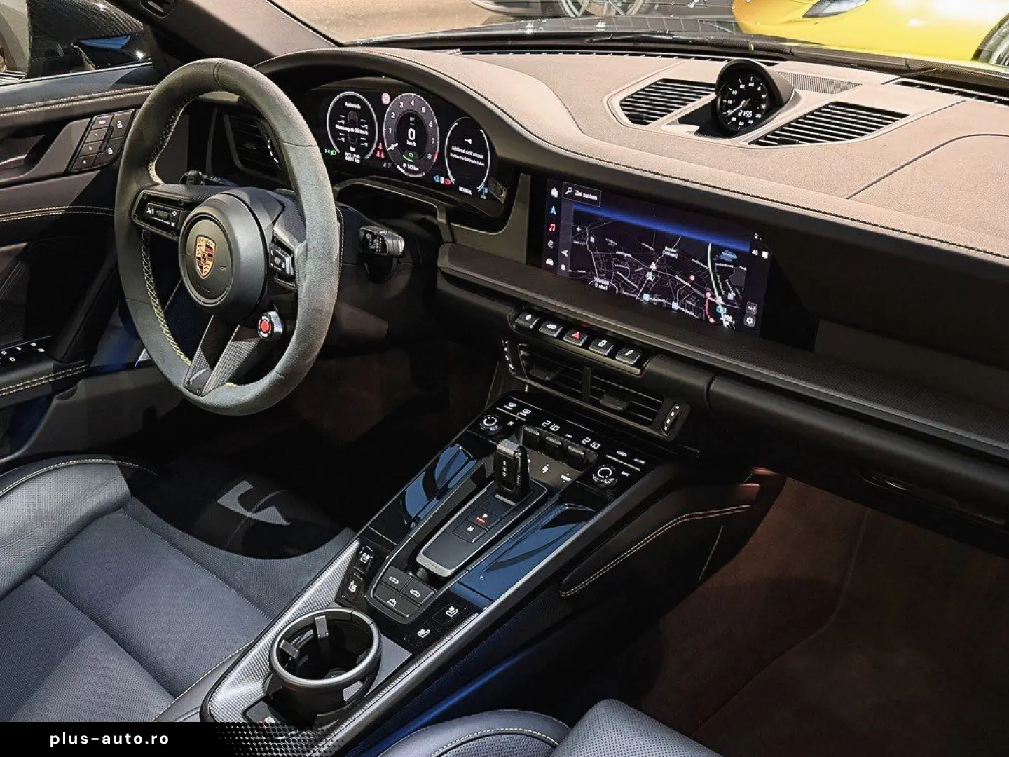 PORSCHE 911 Carrera GTS Cabriolet