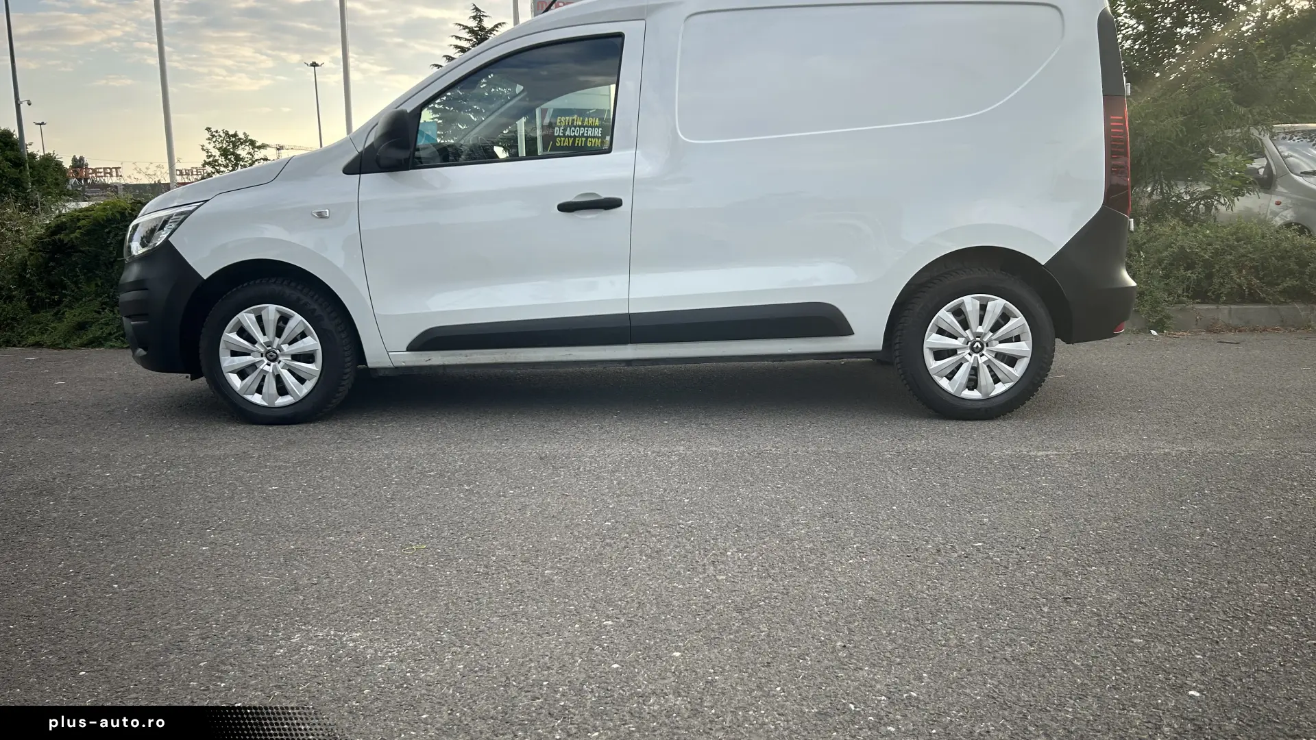 Renault Express  1 5  Dci   2022  75 Cp   70000 km