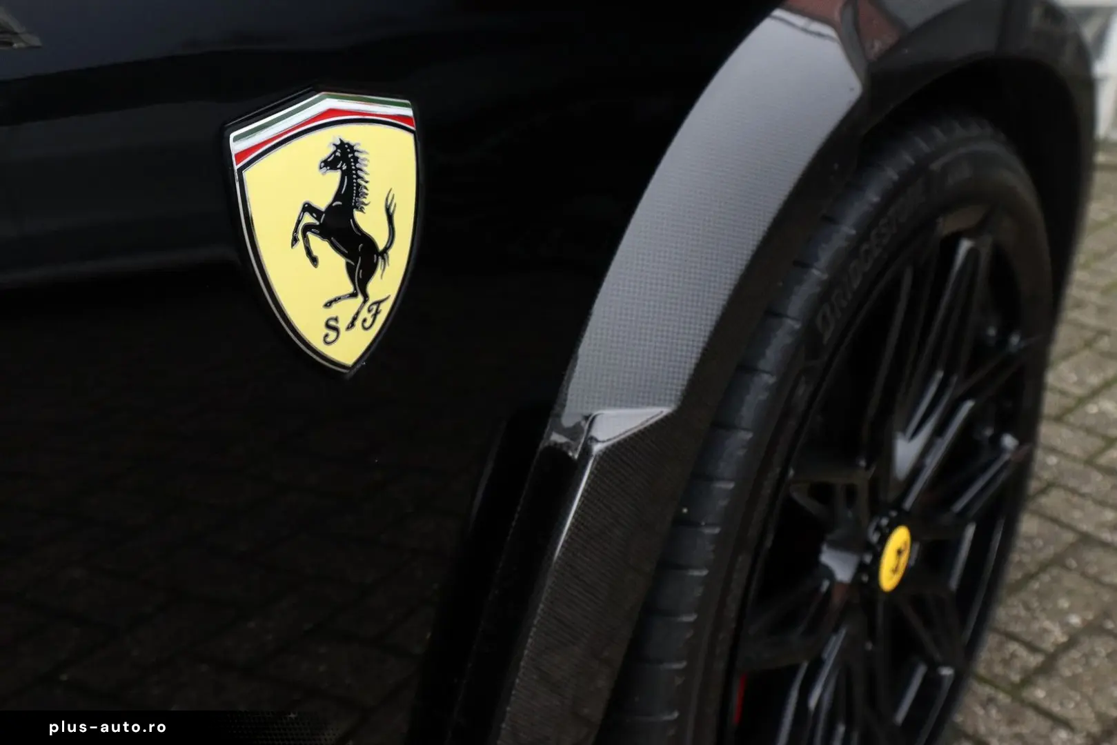 FERRARI Purosangue 6.5 V12   NOVITEC  Carbon