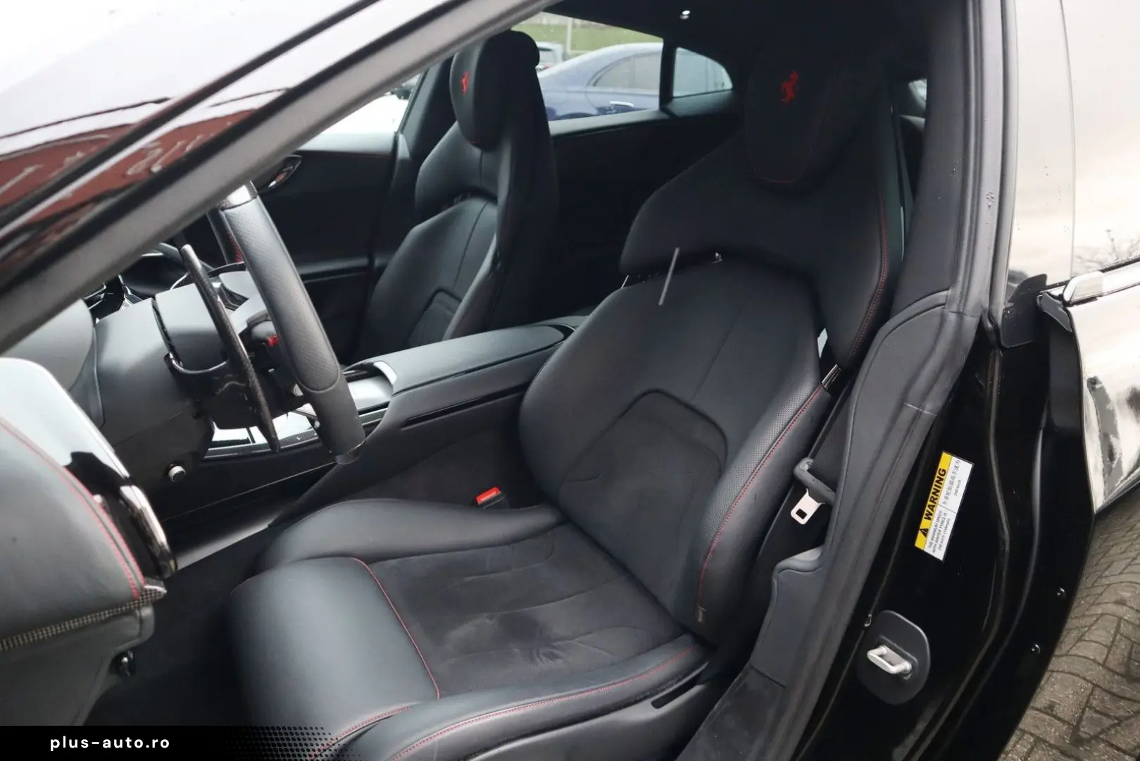 FERRARI Purosangue 6.5 V12   NOVITEC  Carbon