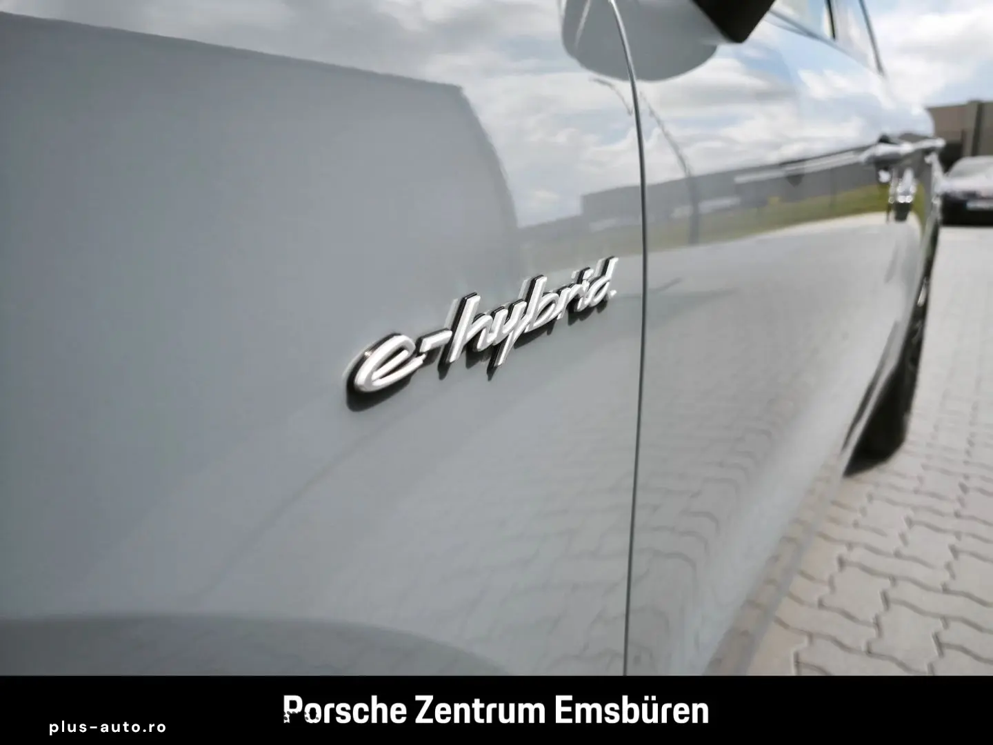 PORSCHE Cayenne E-Hybrid