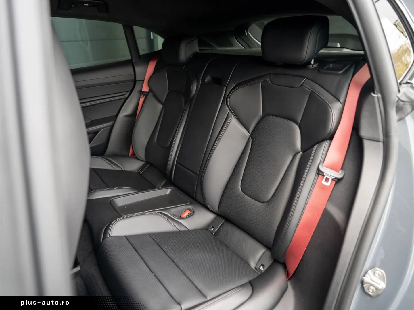 PORSCHE Taycan 4S Sport Turismo SportDesign BOSE HD-Matr