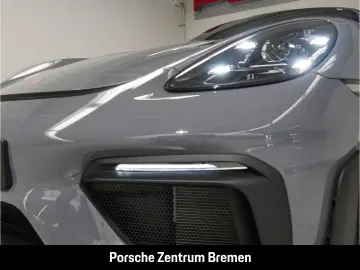 PORSCHE 718 Spyder RS Lift