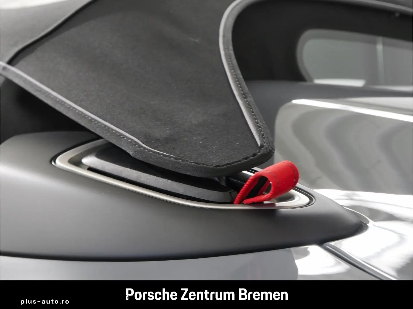 PORSCHE 718 Spyder RS Lift