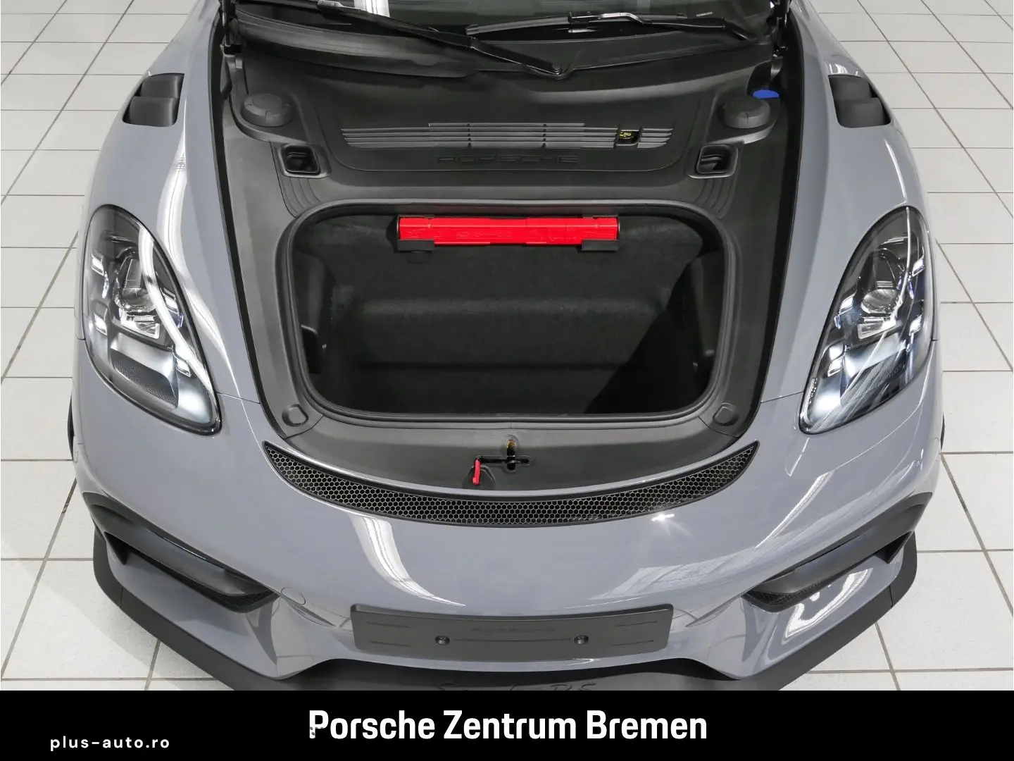PORSCHE 718 Spyder RS Lift