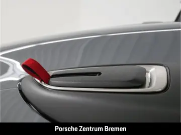 PORSCHE 718 Spyder RS Lift