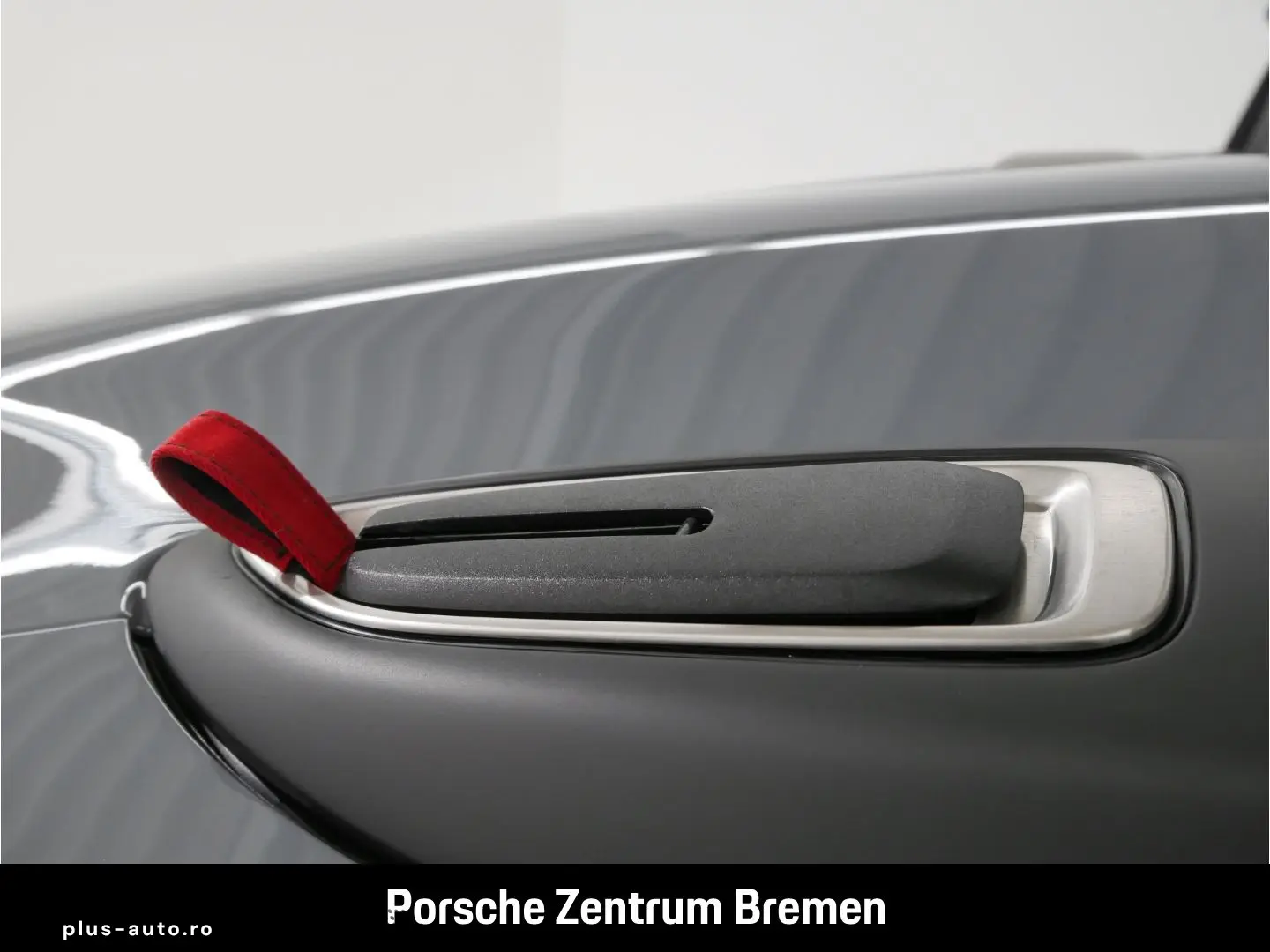 PORSCHE 718 Spyder RS Lift
