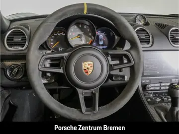 PORSCHE 718 Spyder RS Lift