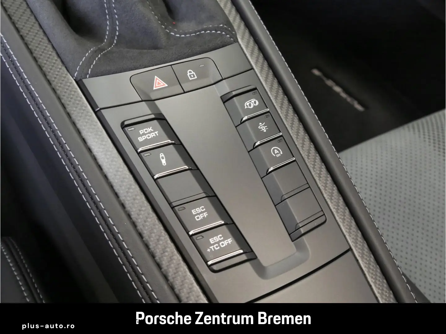 PORSCHE 718 Spyder RS Lift