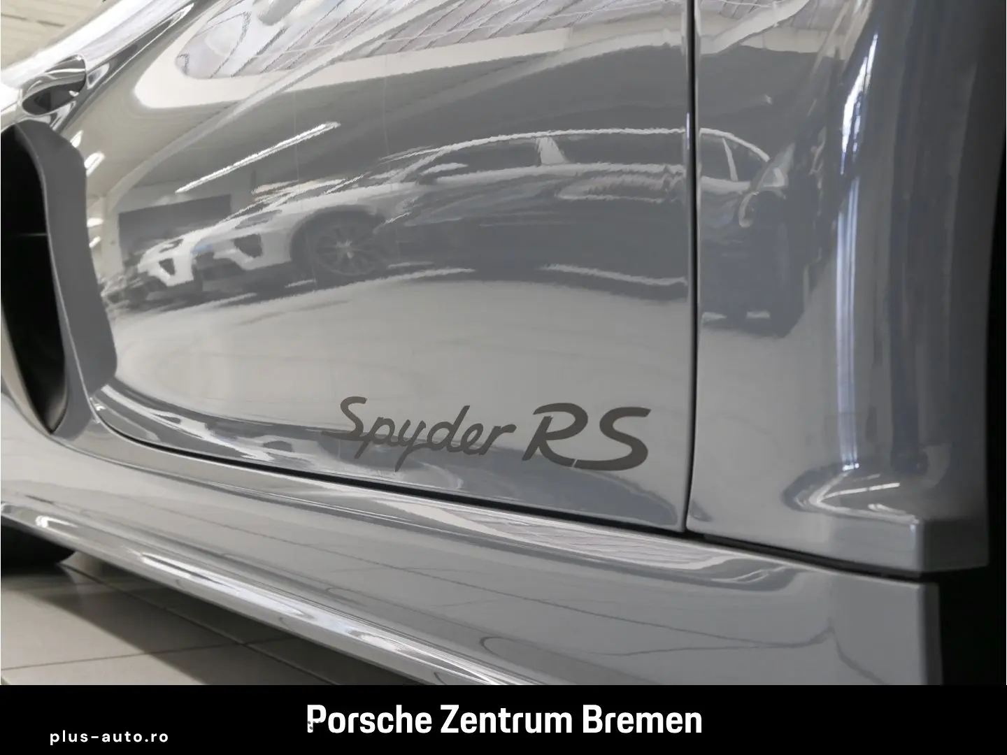 PORSCHE 718 Spyder RS Lift