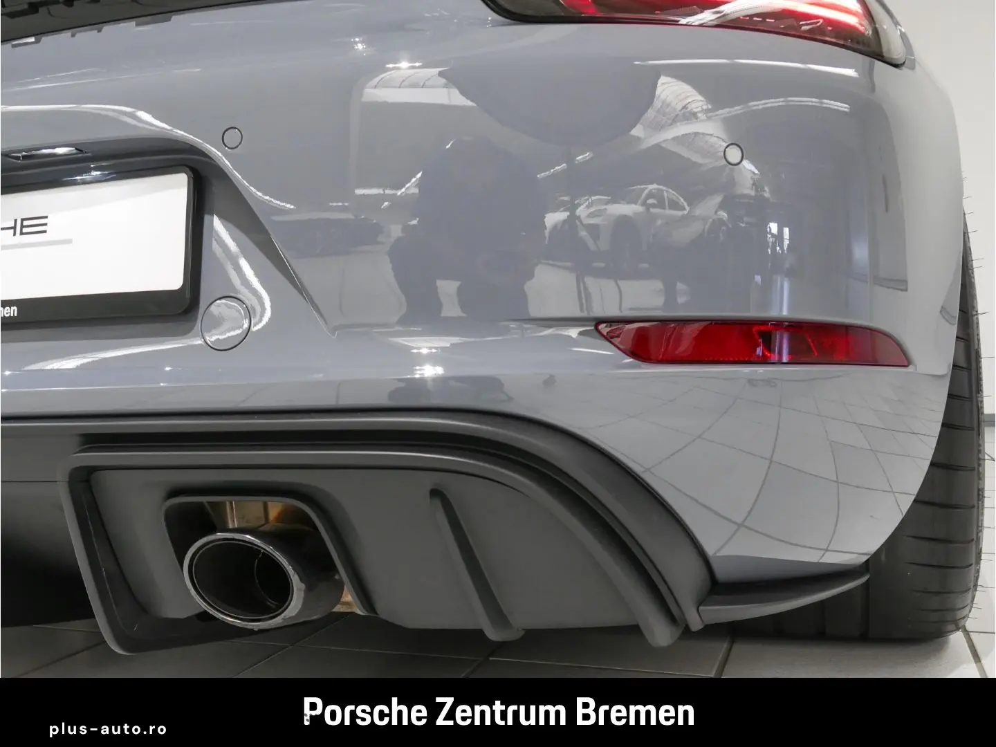 PORSCHE 718 Spyder RS Lift