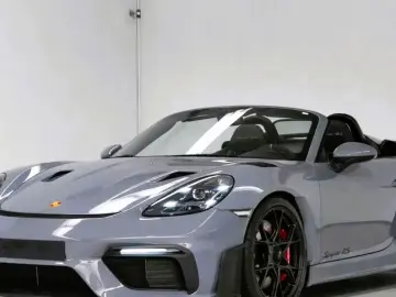 PORSCHE 718 Spyder RS Lift