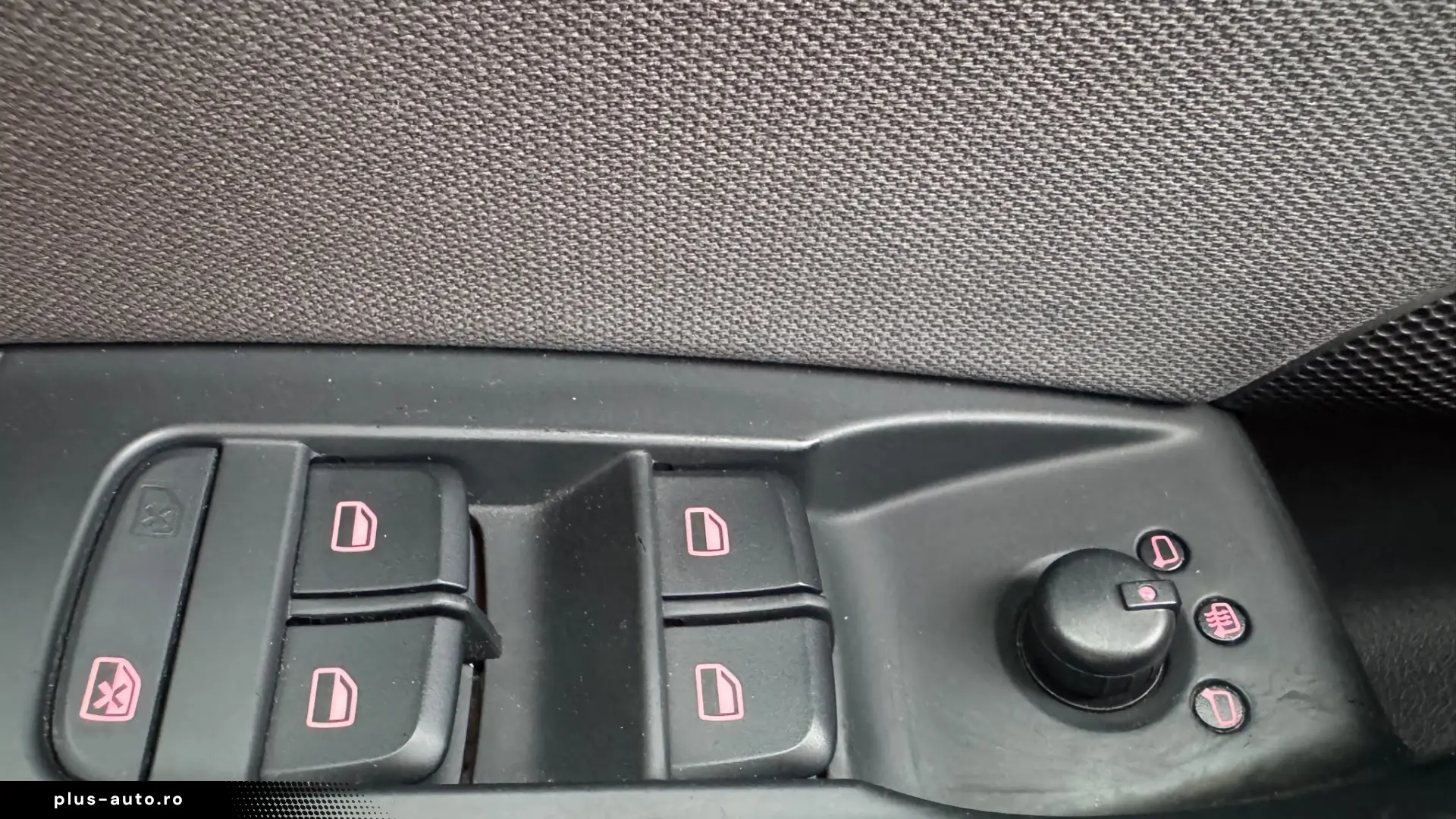 Audi Q3 2.0 TDI   Xenon   Scaune Încălzite   Cârlig