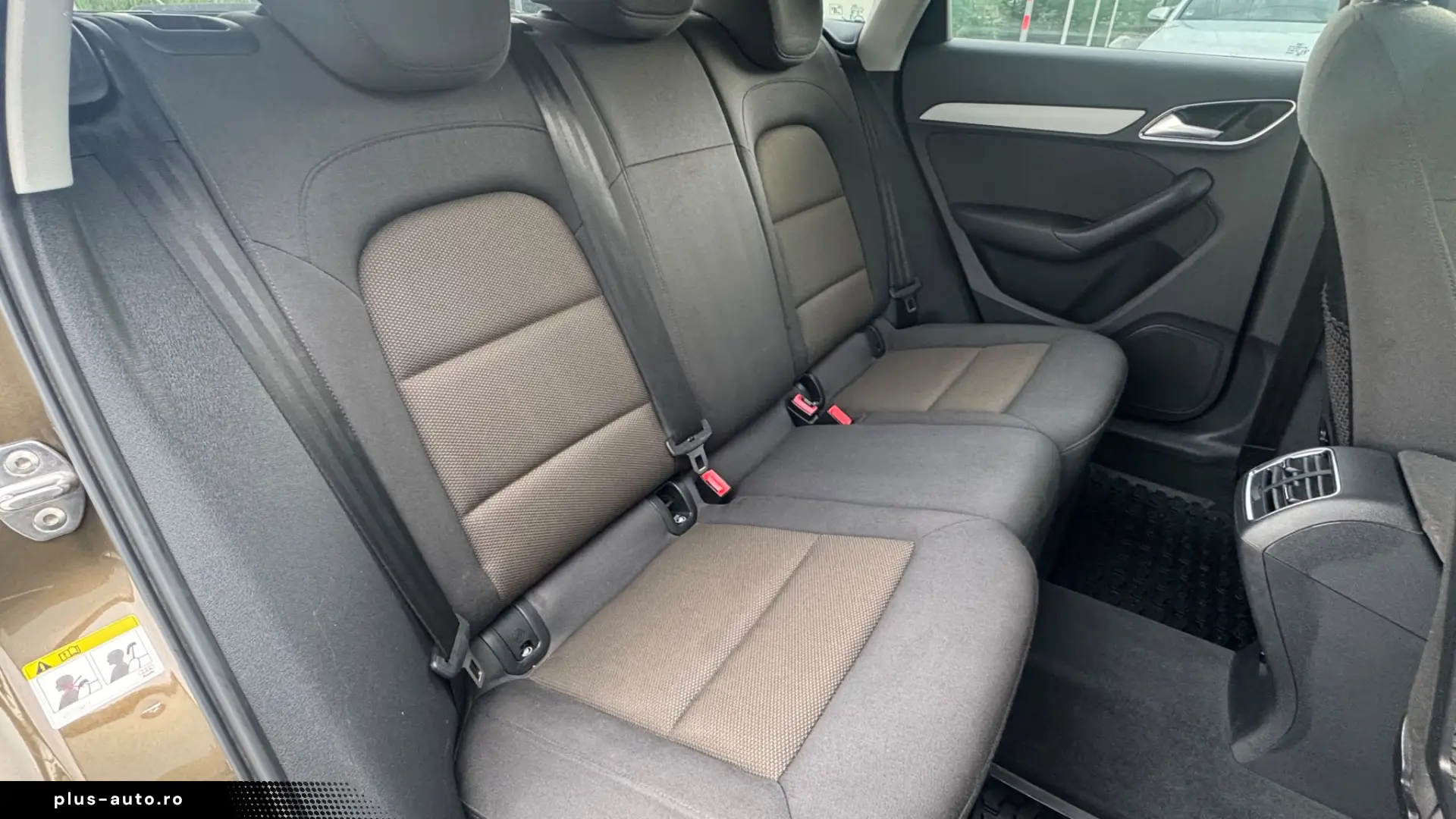 Audi Q3 2.0 TDI   Xenon   Scaune Încălzite   Cârlig